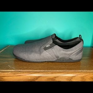 Xero slip-on barefoot shoes, size 11.5
